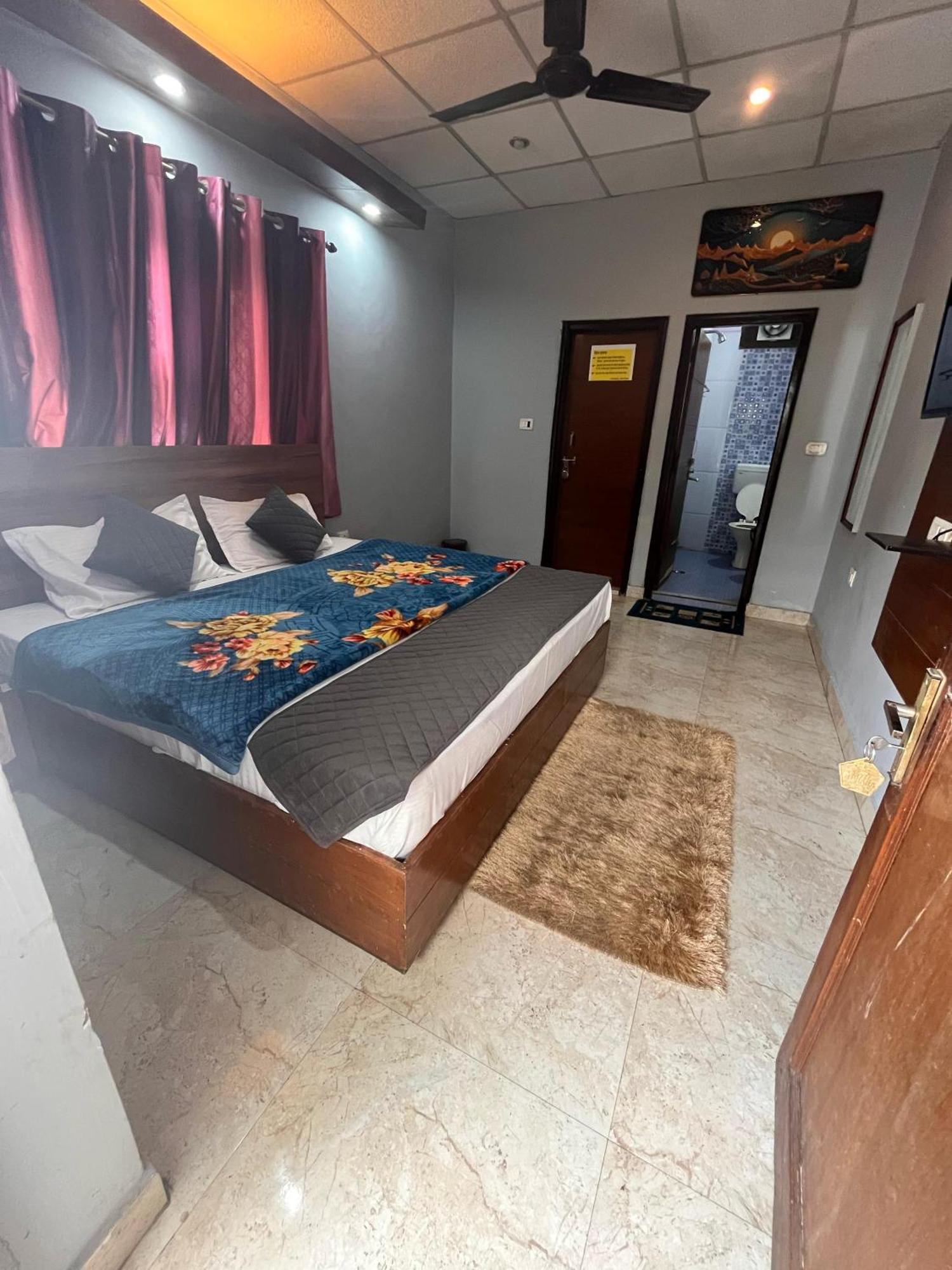 Royal Hill Inn Mussoorie Exterior foto